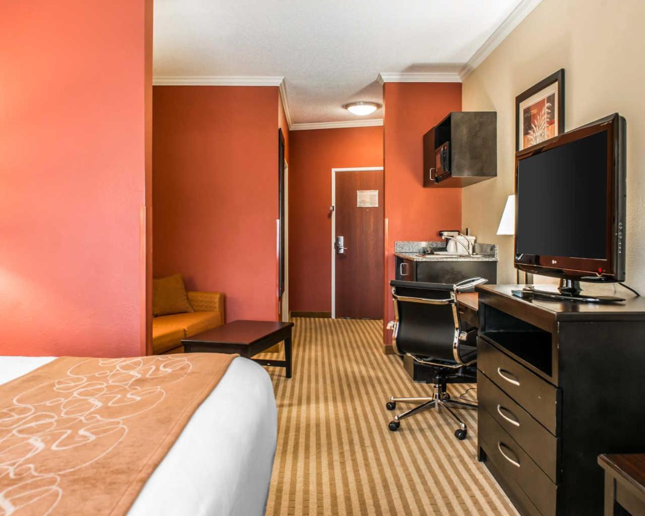 Comfort Suites Panama City Near Tyndall Afb Экстерьер фото