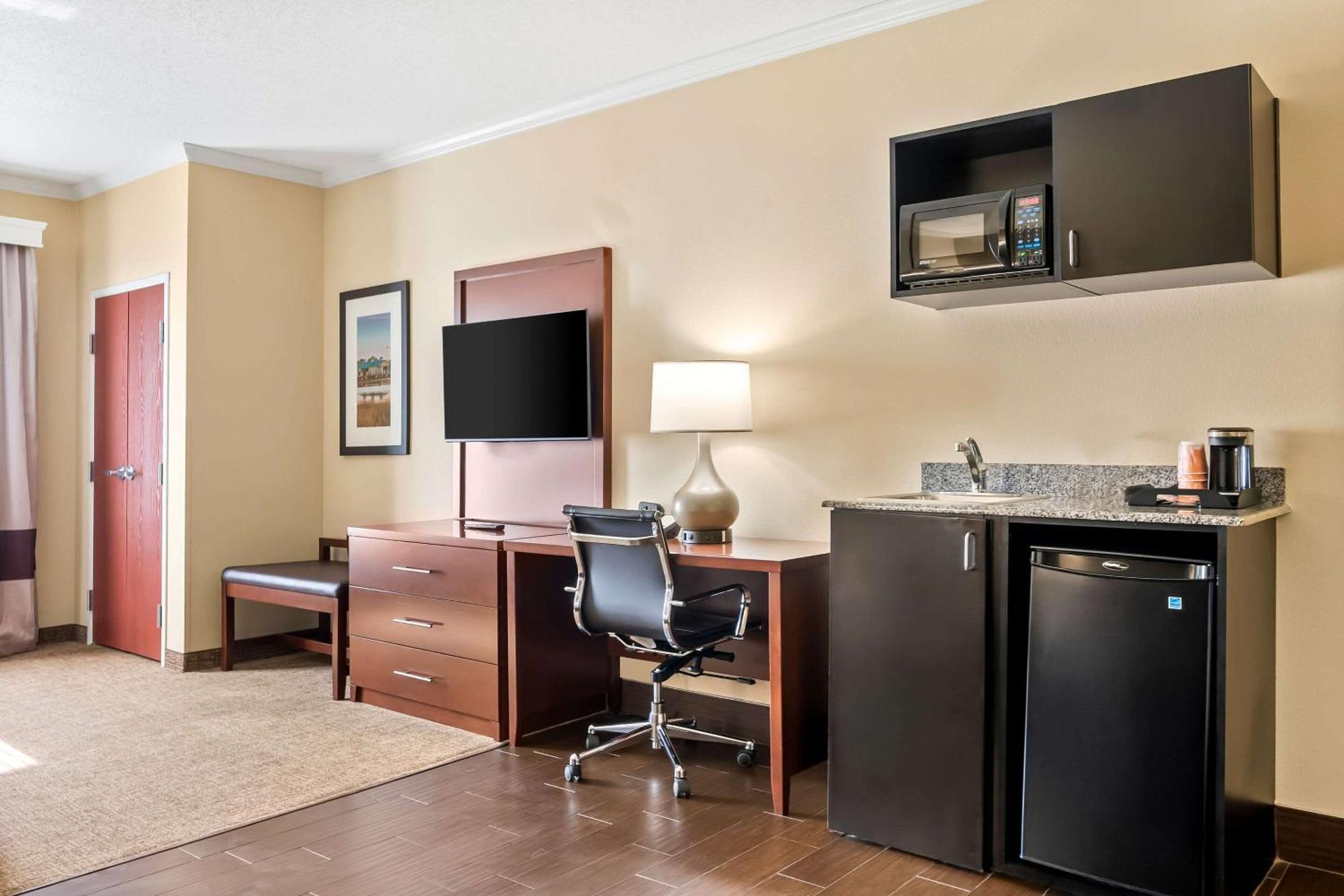 Comfort Suites Panama City Near Tyndall Afb Экстерьер фото